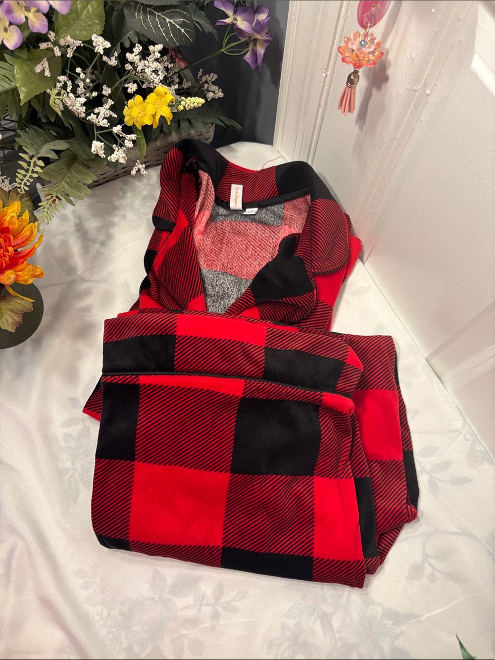 Joyspun Red & Black Buffalo Plaid Pajama Set Size L - Picture 8 of 8